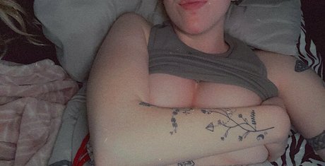 Megredhairxoxo_tease