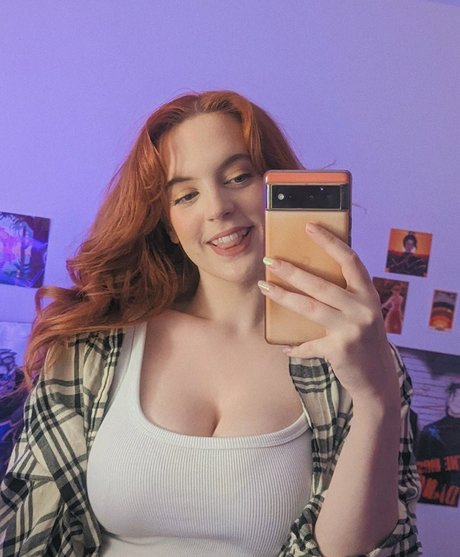 Naakte gelekte OnlyFans-foto van Louiseyhannah