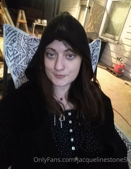 Naakte gelekte OnlyFans-foto van Jacquelinestone56