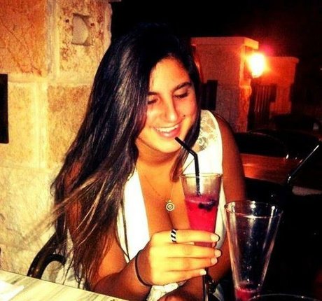 Naakte gelekte OnlyFans-foto van Coral Hagag