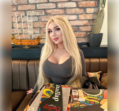 Candybabythedoll