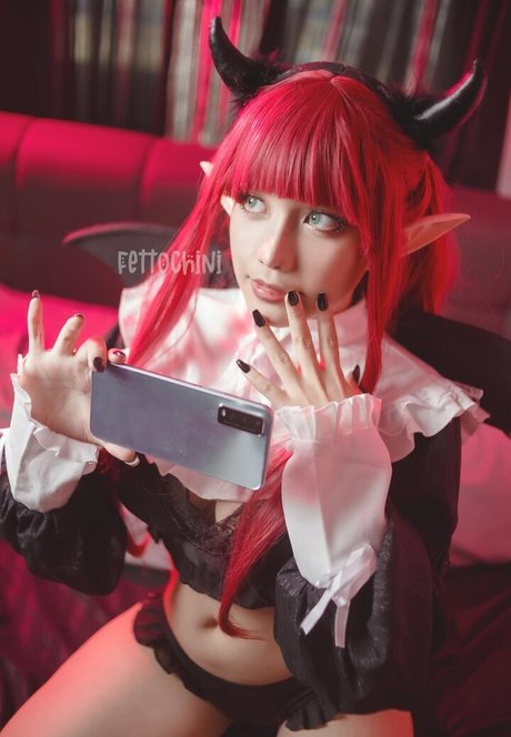 Naakte gelekte OnlyFans-foto van Fettochini