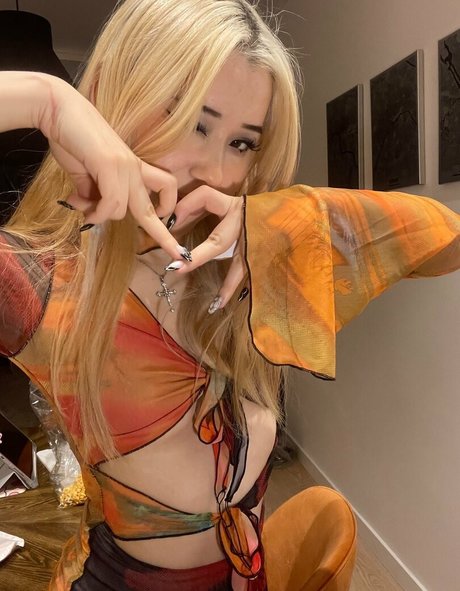 Naakte gelekte OnlyFans-foto van Ivyowowo