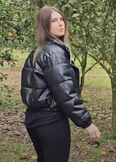 Naakte gelekte OnlyFans-foto van Tamiris Censi
