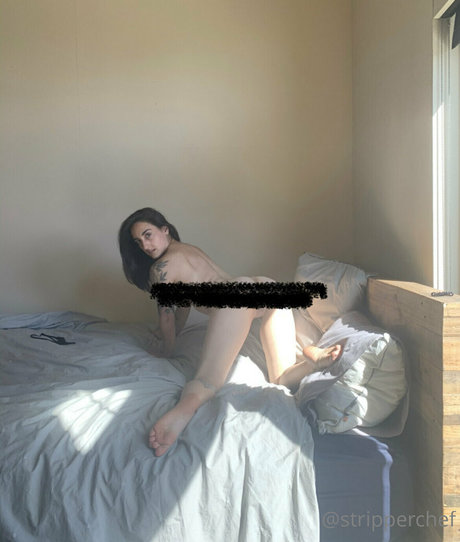 Naakte gelekte OnlyFans-foto van Coco The Destroyer