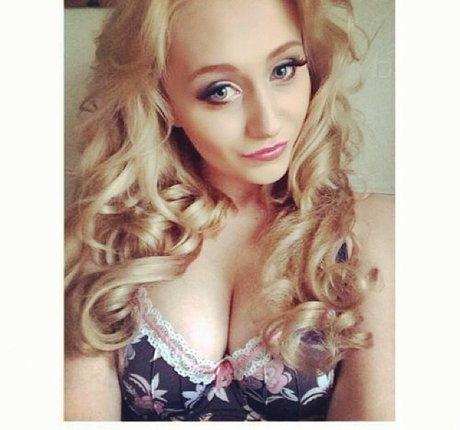 Naakte gelekte OnlyFans-foto van Missrachaelcx