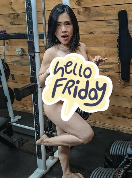 Naakte gelekte OnlyFans-foto van Risqkayfeed
