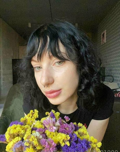 Naakte gelekte OnlyFans-foto van Misakimeii