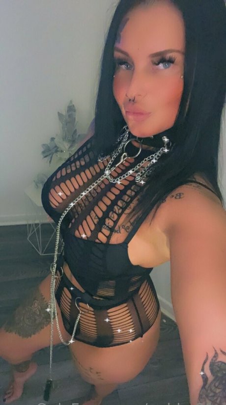 Naakte gelekte OnlyFans-foto van Gabby91x