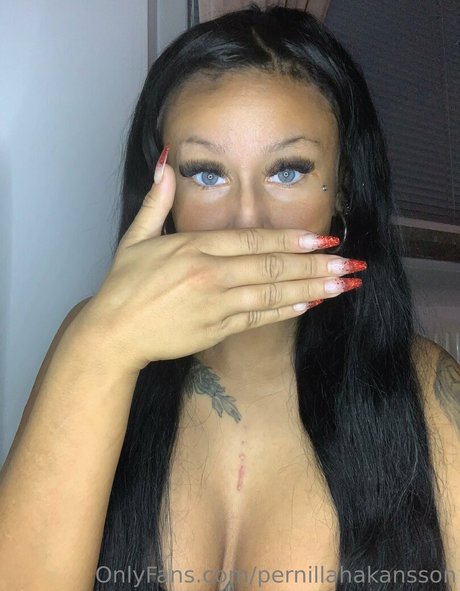 Naakte gelekte OnlyFans-foto van Pernillahakansson