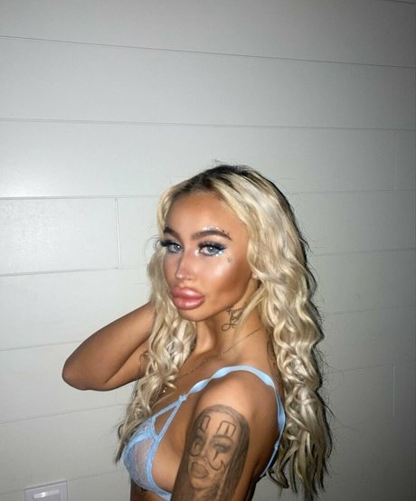 Naakte gelekte OnlyFans-foto van Pernillahakansson