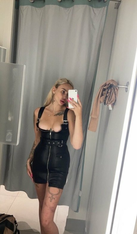 Naakte gelekte OnlyFans-foto van Pernillahakansson