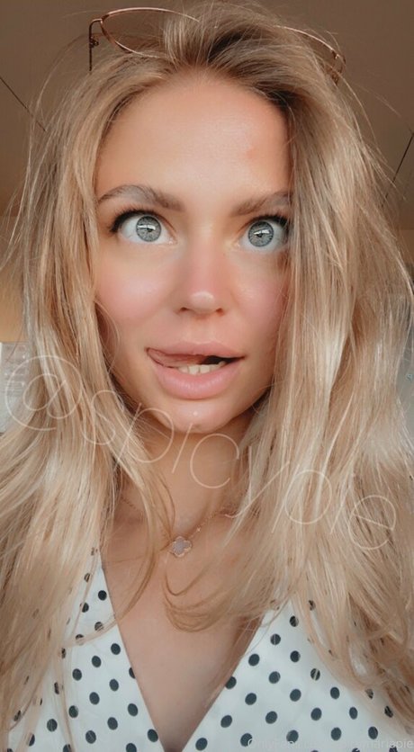 Naakte gelekte OnlyFans-foto van Spicymariapie