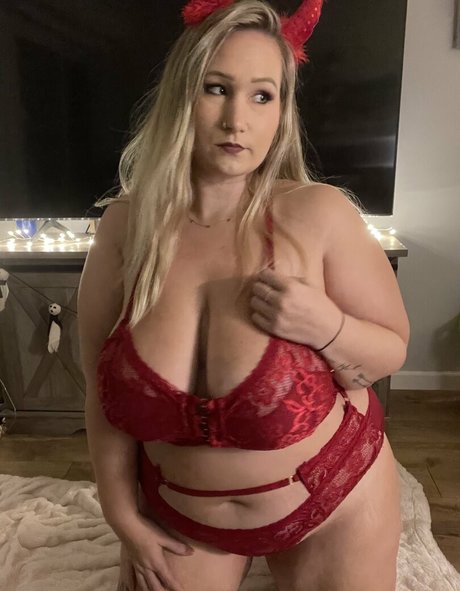 Naakte gelekte OnlyFans-foto van Peachyinwonderland