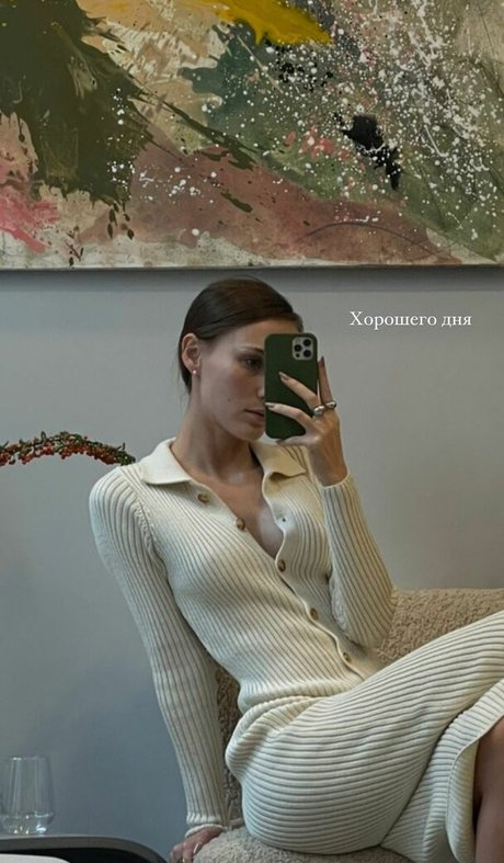Naakte gelekte OnlyFans-foto van Radmilasad