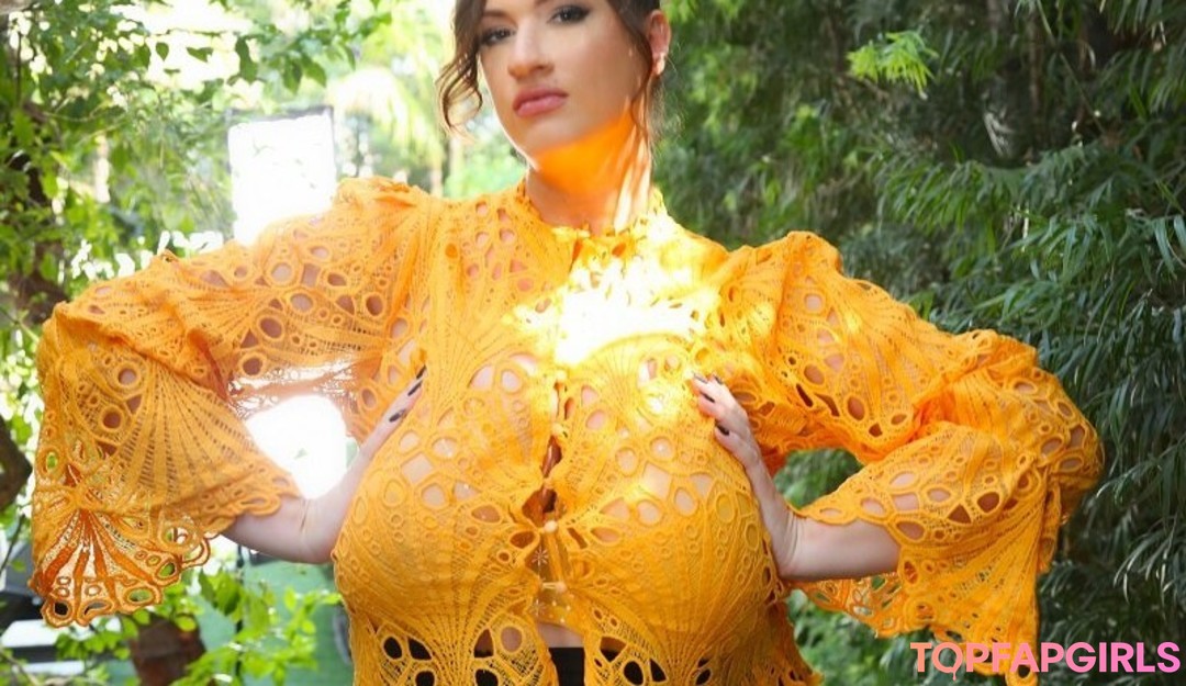 Naakte gelekte OnlyFans-foto van Lana Kendrick #1040