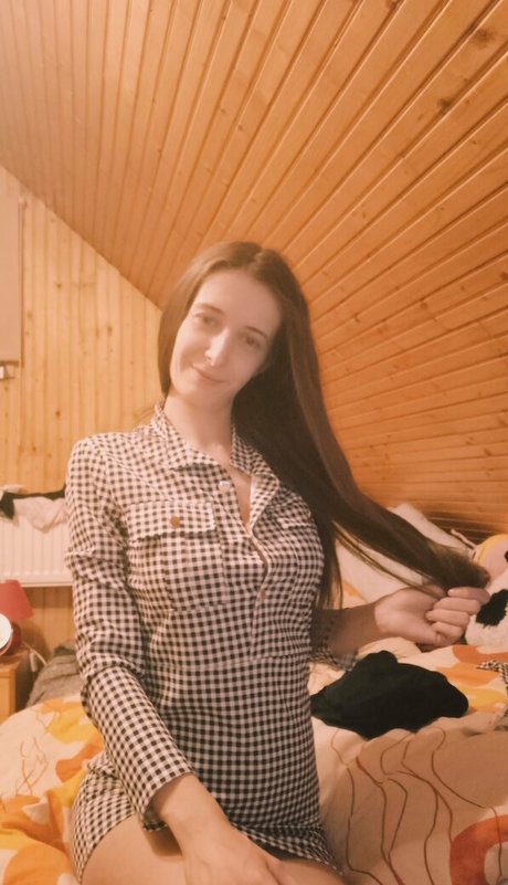 Naakte gelekte OnlyFans-foto van Esterfreee
