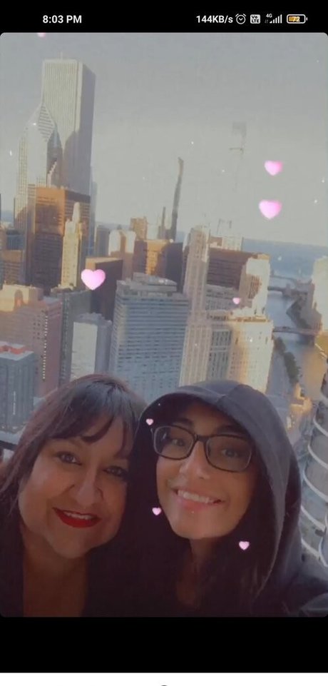 Naakte gelekte OnlyFans-foto van Jenelle Mathew