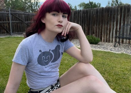 Naakte gelekte OnlyFans-foto van Evedesireedarby