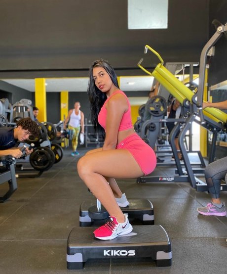 Rebeca Tamonzinha