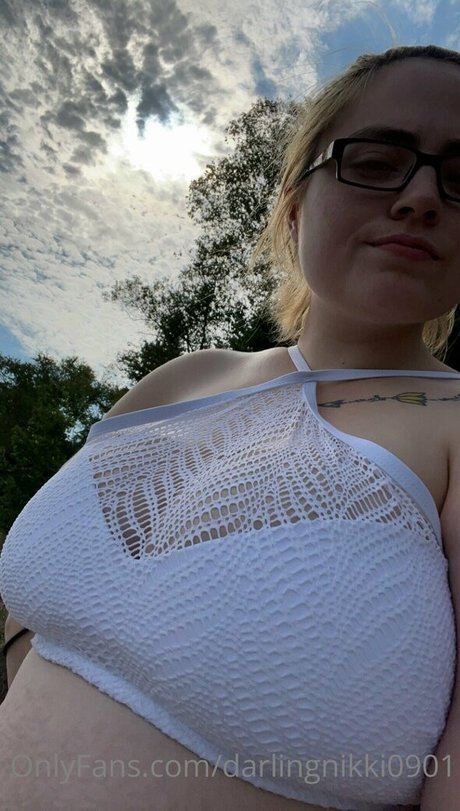 Naakte gelekte OnlyFans-foto van Darlingnikki0901