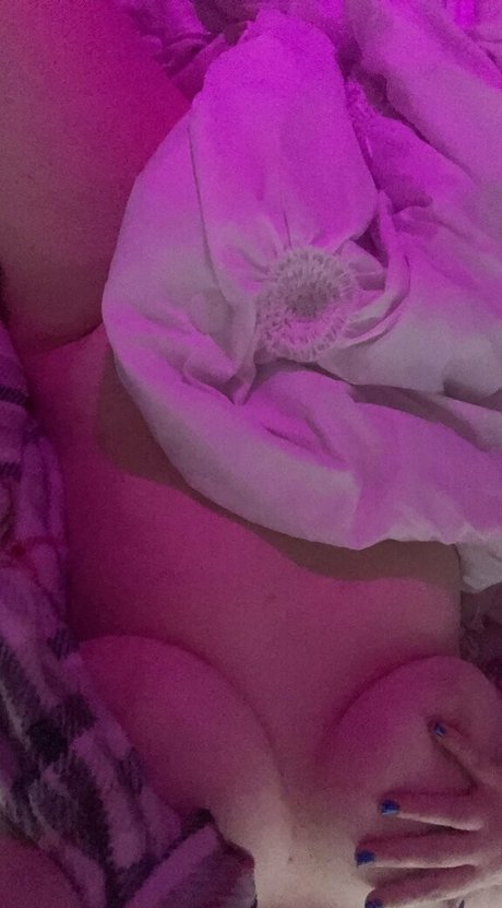 Naakte gelekte OnlyFans-foto van Gingerbabe06