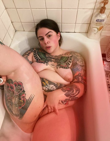 Naakte gelekte OnlyFans-foto van Sugarbootycb