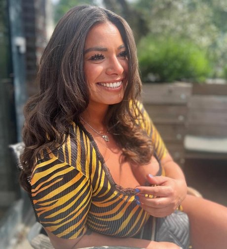 Naakte gelekte OnlyFans-foto van Cheryl Jansen