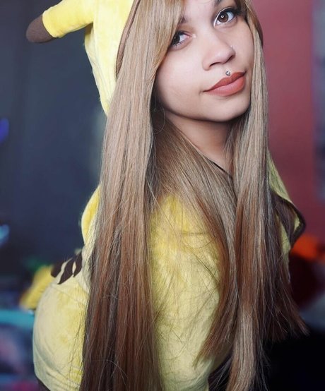 Naakte gelekte OnlyFans-foto van Psychickatana
