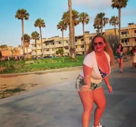 Blondiepomie