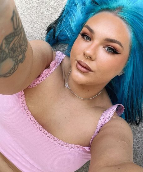 Naakte gelekte OnlyFans-foto van Laurenbrianna