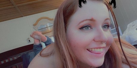 Naakte gelekte OnlyFans-foto van Cactuscutie