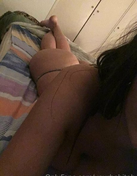 Naakte gelekte OnlyFans-foto van Yourbebitah