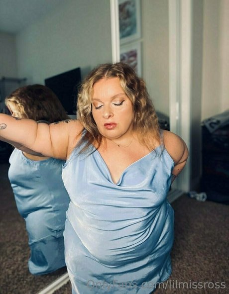 Naakte gelekte OnlyFans-foto van Lilmissross