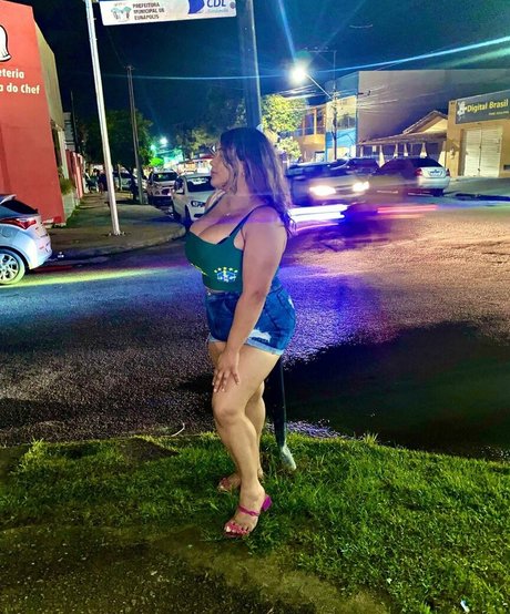 Naakte gelekte OnlyFans-foto van Rayanny Santos