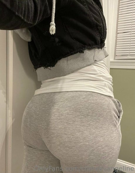 Naakte gelekte OnlyFans-foto van Claireevangeline