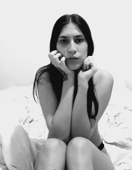 Naakte gelekte OnlyFans-foto van Lulukiss66