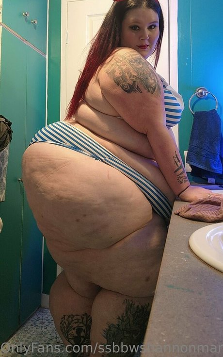 Naakte gelekte OnlyFans-foto van Ssbbwshannonmarie