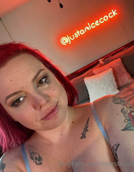 Naakte gelekte OnlyFans-foto van Celestesin