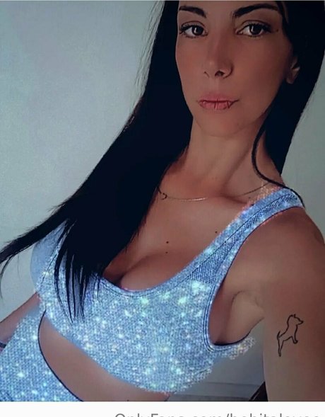 Naakte gelekte OnlyFans-foto van Bebitalovee