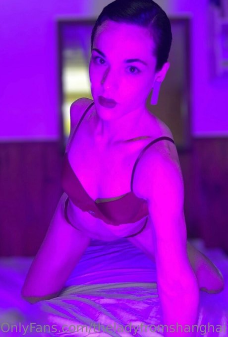 Naakte gelekte OnlyFans-foto van Theladyfromshanghai