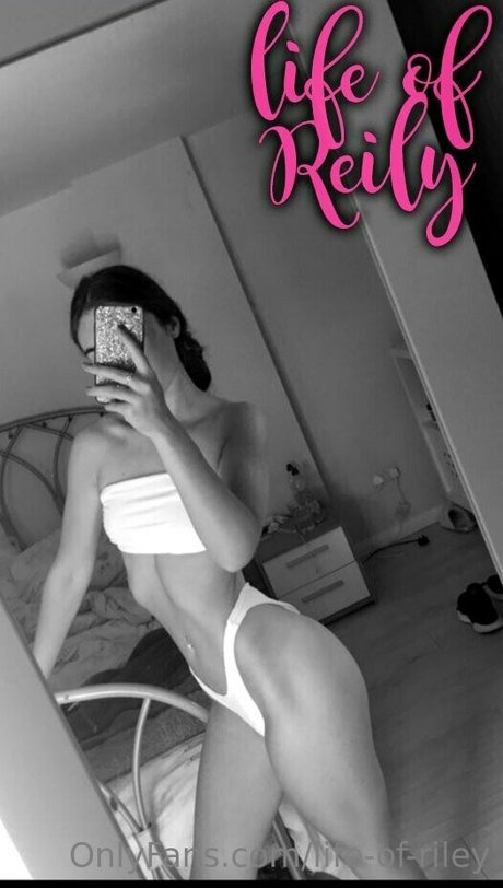 Naakte gelekte OnlyFans-foto van Lifeofriley