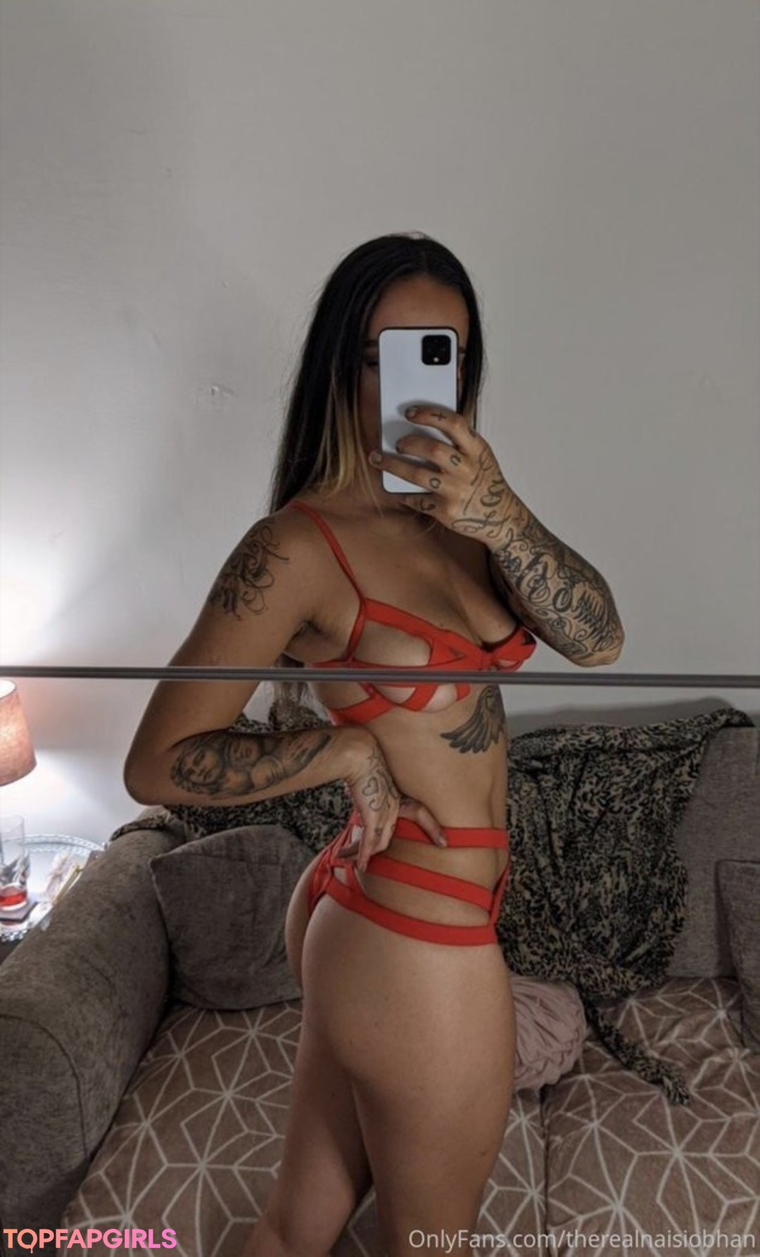 Naakte gelekte OnlyFans-foto van Therealnaisiobhan #14 Naakte gelekte OnlyFans-foto van Therealnaisiobhan #14