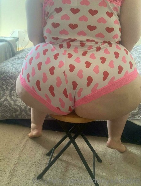 Naakte gelekte OnlyFans-foto van Zoey