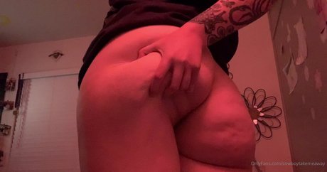 Naakte gelekte OnlyFans-foto van Cowboytakemeaway