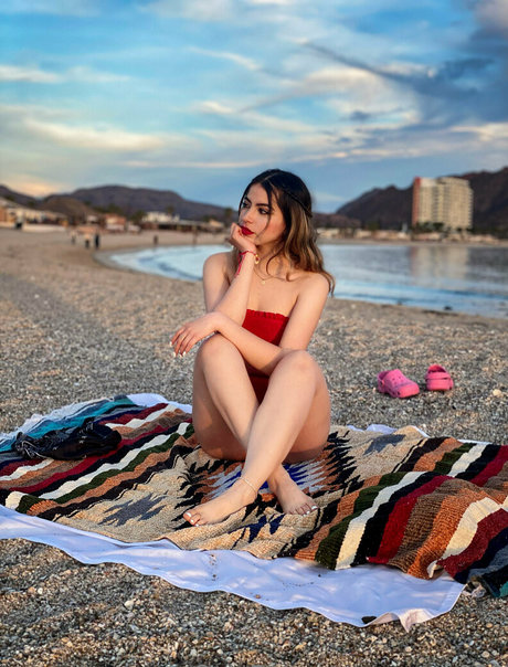 Naakte gelekte OnlyFans-foto van Amevs098