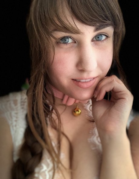 Naakte gelekte OnlyFans-foto van Princess Leia