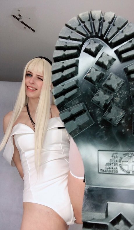 Naakte gelekte OnlyFans-foto van Yumeblume