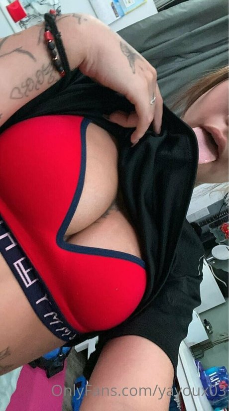 Naakte gelekte OnlyFans-foto van Yayoux03