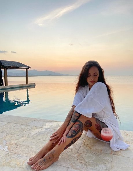 Naakte gelekte OnlyFans-foto van Latisha Blesk